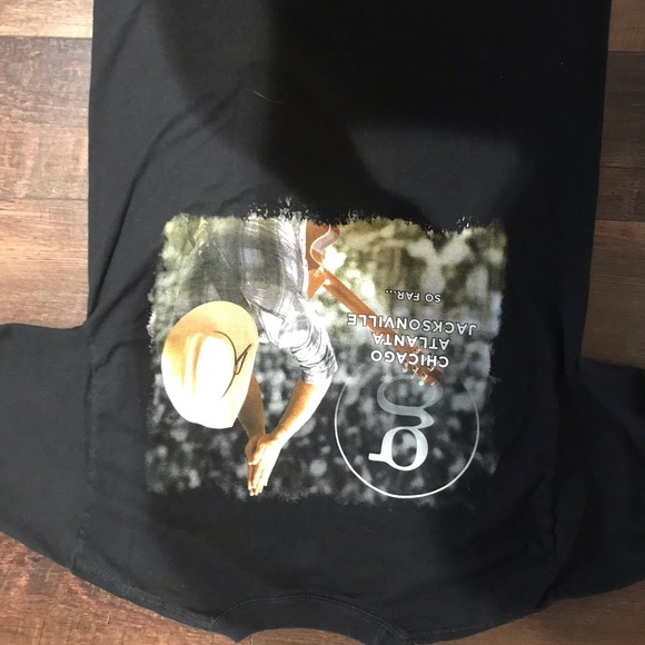 Garth Brooks 2014 tour tee size M - Picture 2 of 3